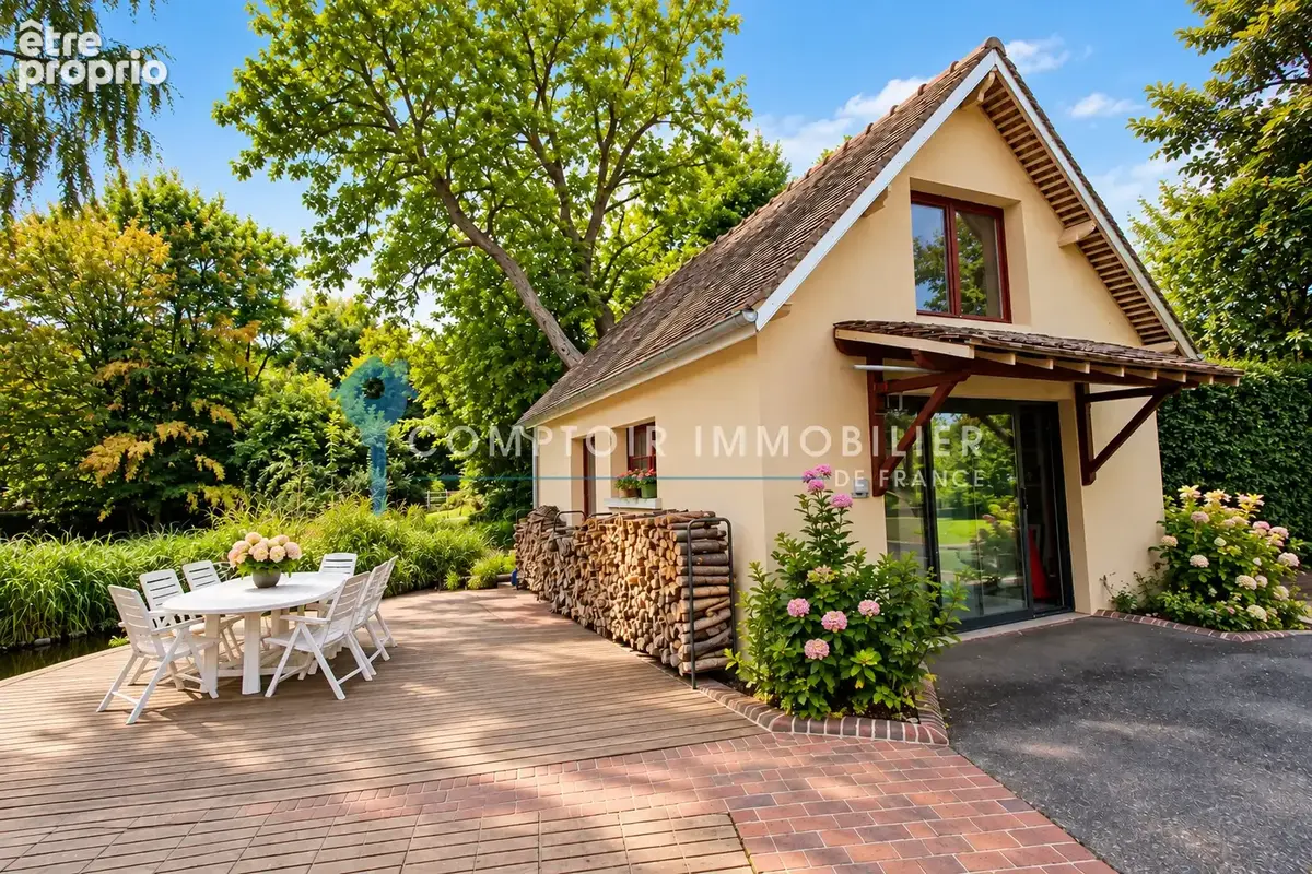 A vendre Eure et Loir (Dpt 28) maison ancienne 190 m2 sur un terrain de 4 381 m2 en bordure du bras de rivière - photo 9