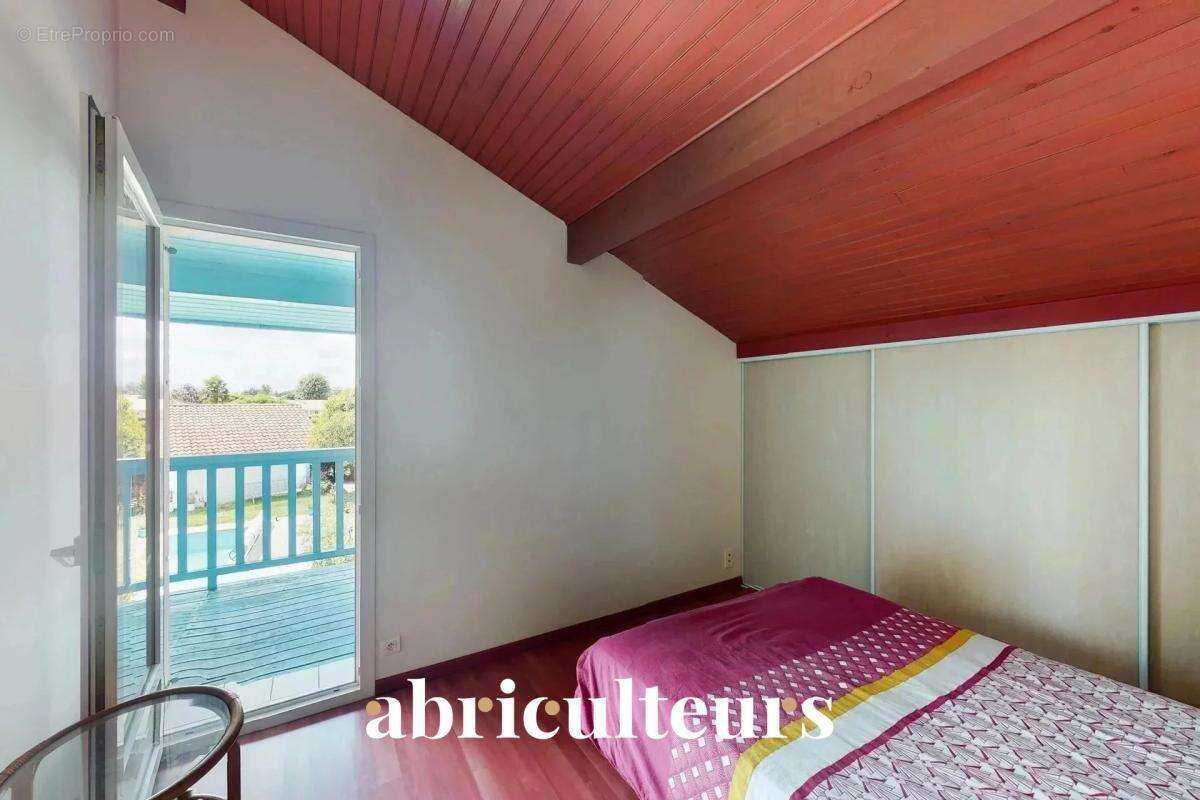 Maison Landaise avec terrain arboré en vente à Saint-Vincent-de-Tyrosse (40230) - photo 13