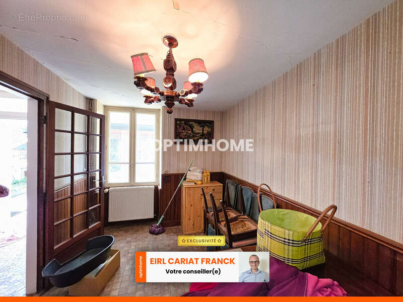 Maison à SAINT-ETIENNE-DE-FURSAC