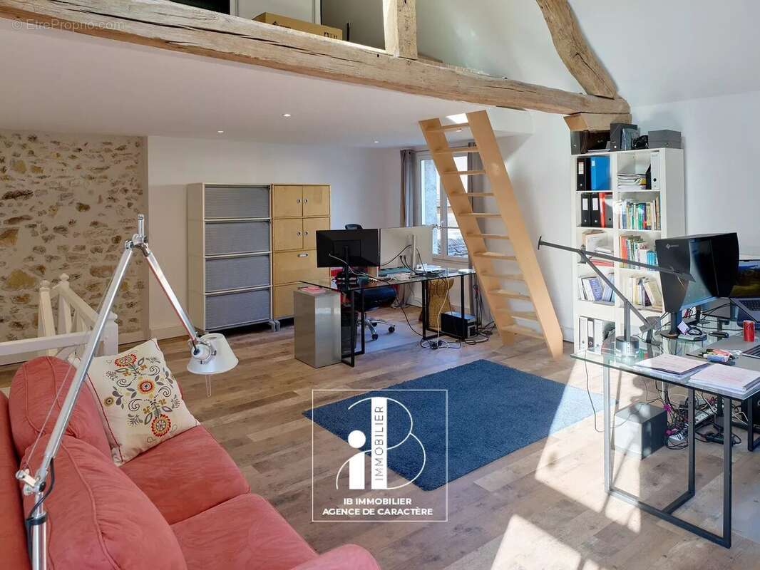 Maison à VULAINES-SUR-SEINE