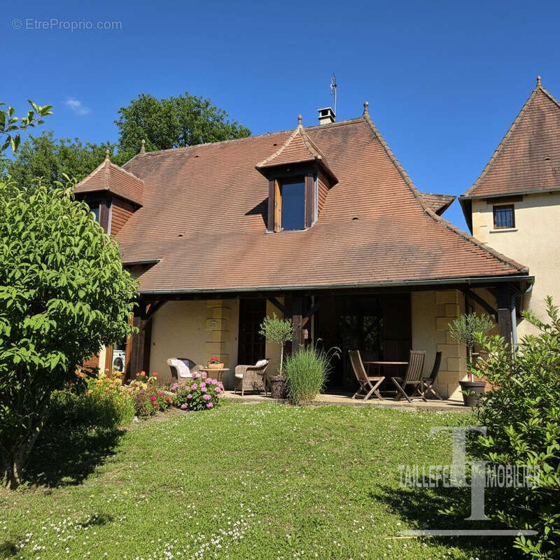 Maison à BLIS-ET-BORN
