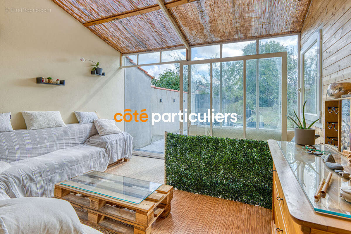 La roche sur yon -- maison 3 chambres --  90 m2  -- grand garage-- sous sol -- limite pentagone*--* - photo 16