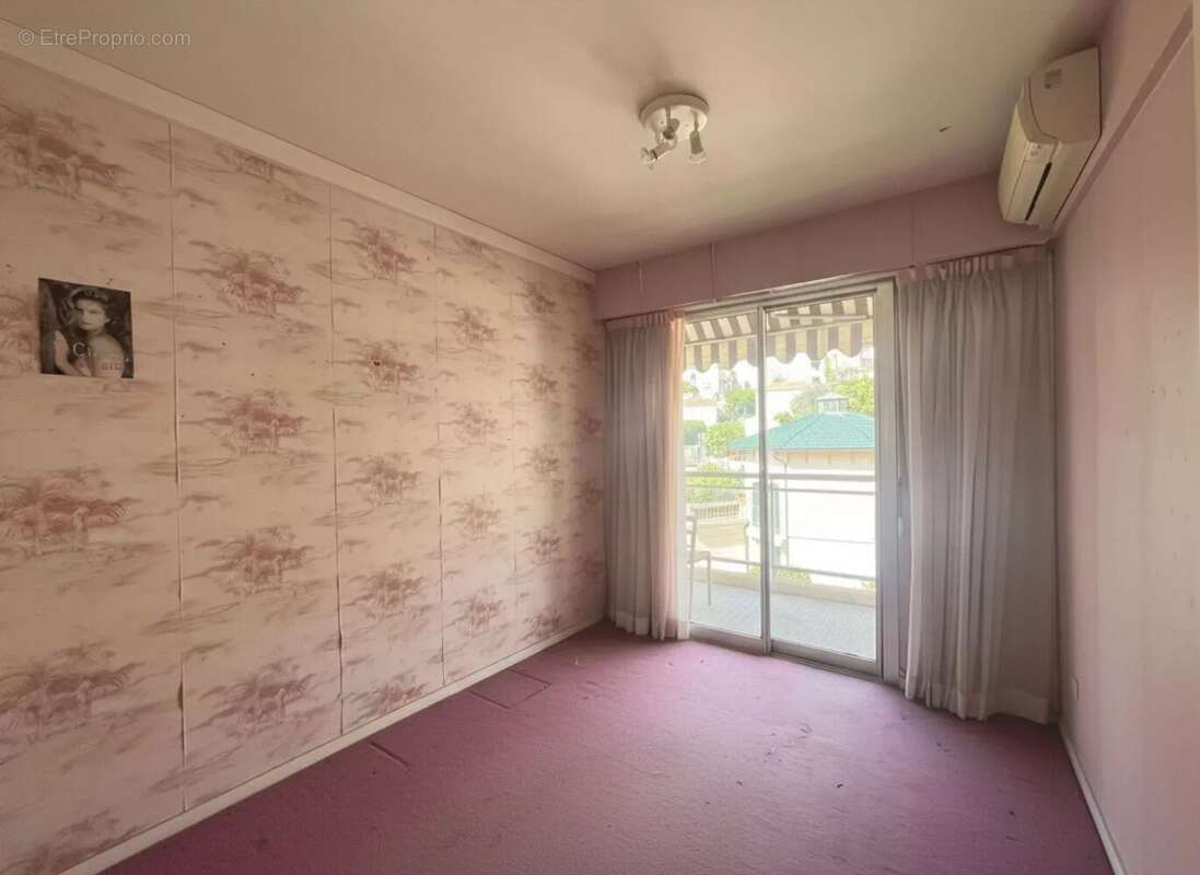 Appartement à BEAULIEU-SUR-MER