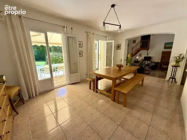Maison t7 avec jardin et piscine a vendre sur aix - les milles - photo 7