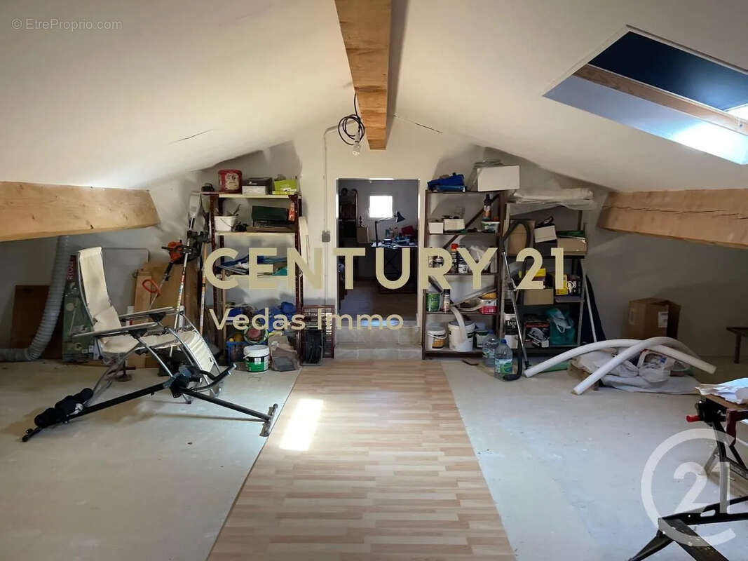 Maison à SAINT-JEAN-DE-VEDAS