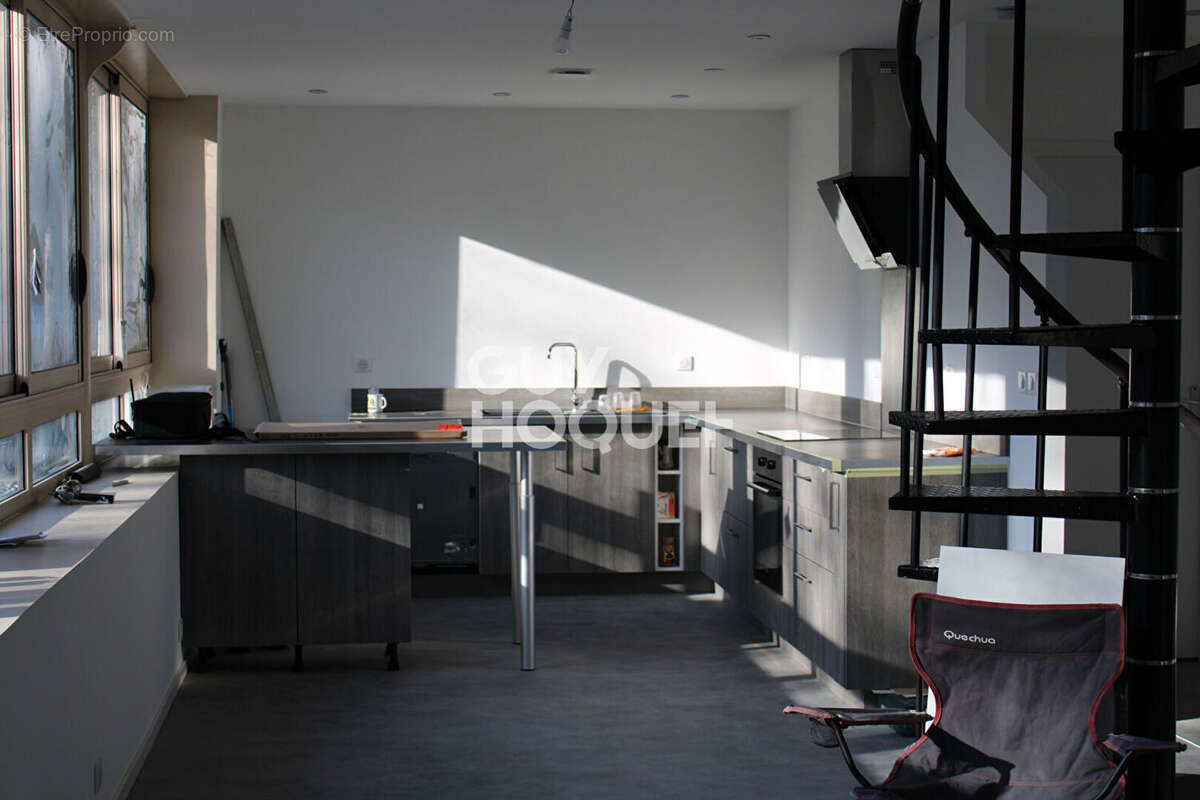 Maison à CELLES-SUR-DUROLLE