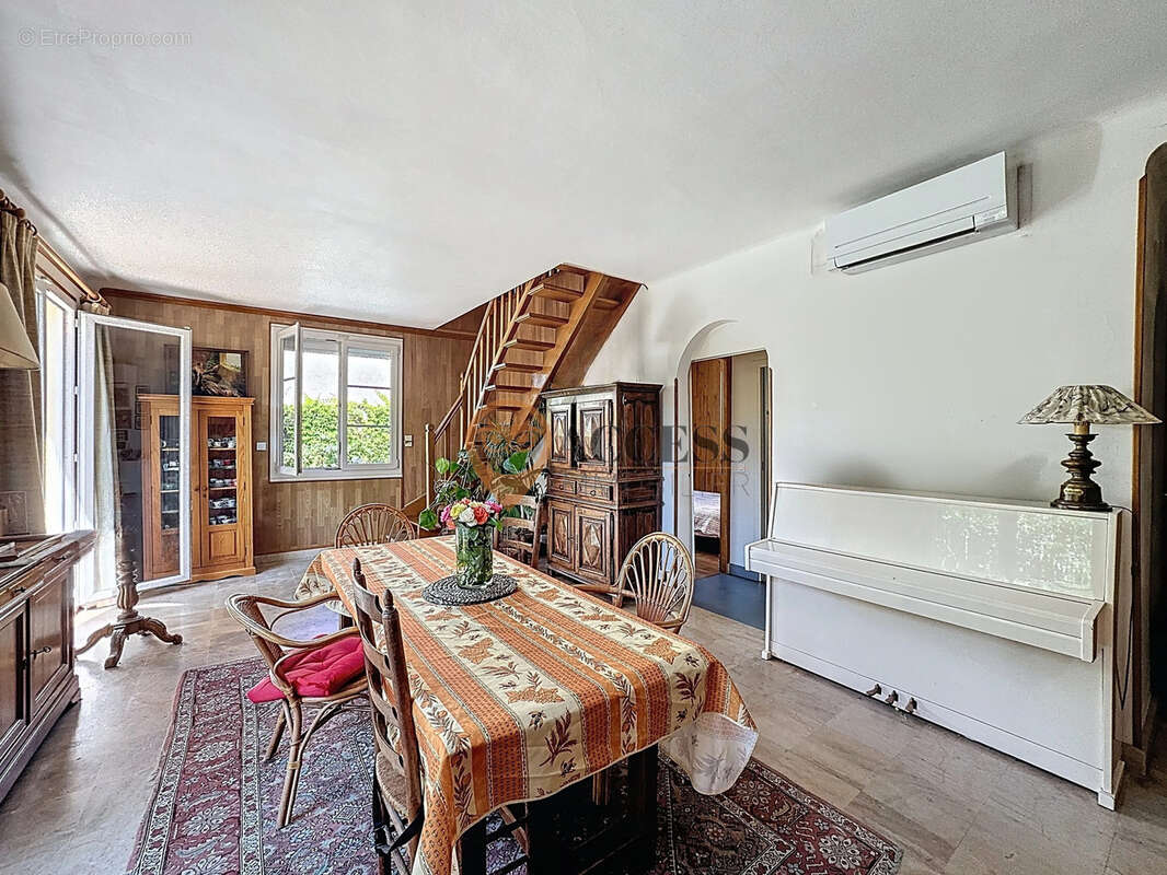 Maison à SOISY-SOUS-MONTMORENCY