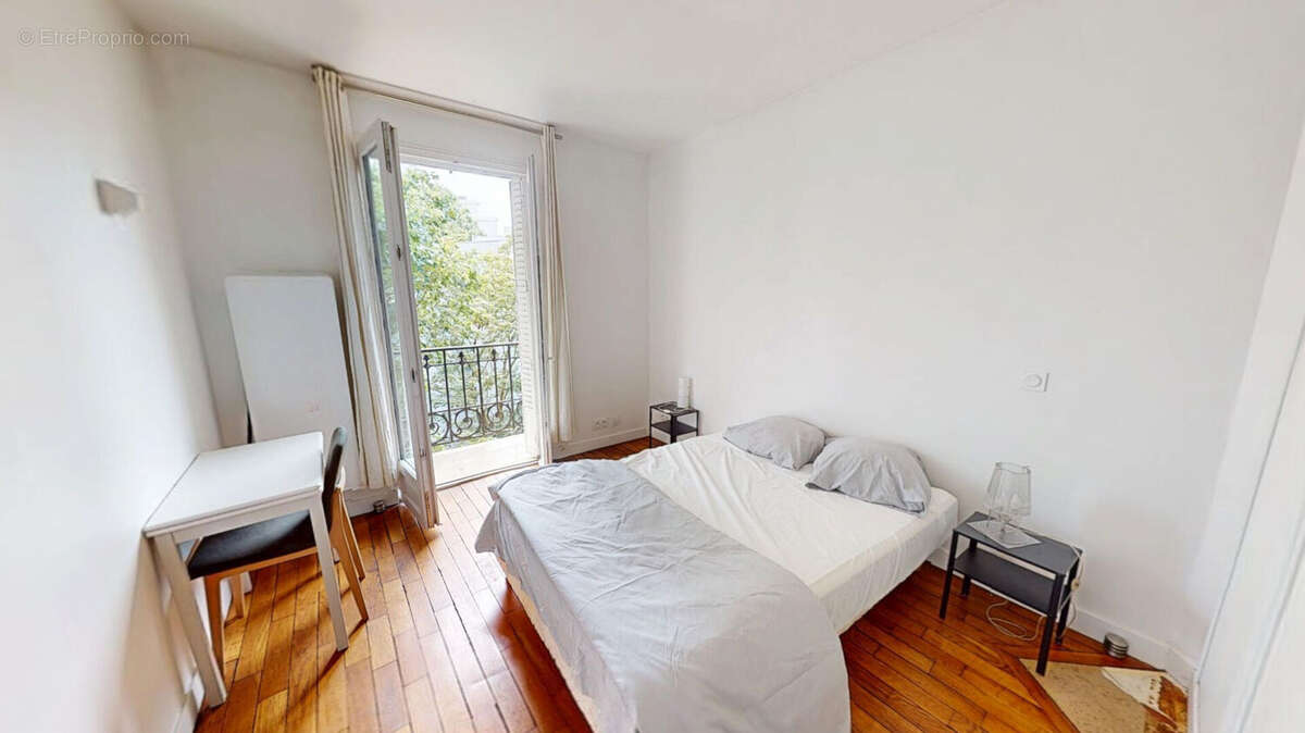 PARIS XIX  Métro Crimée  2P 39.33m² avec balcon filant / 320 000.00 euros FAI / Dernier étage - photo 5