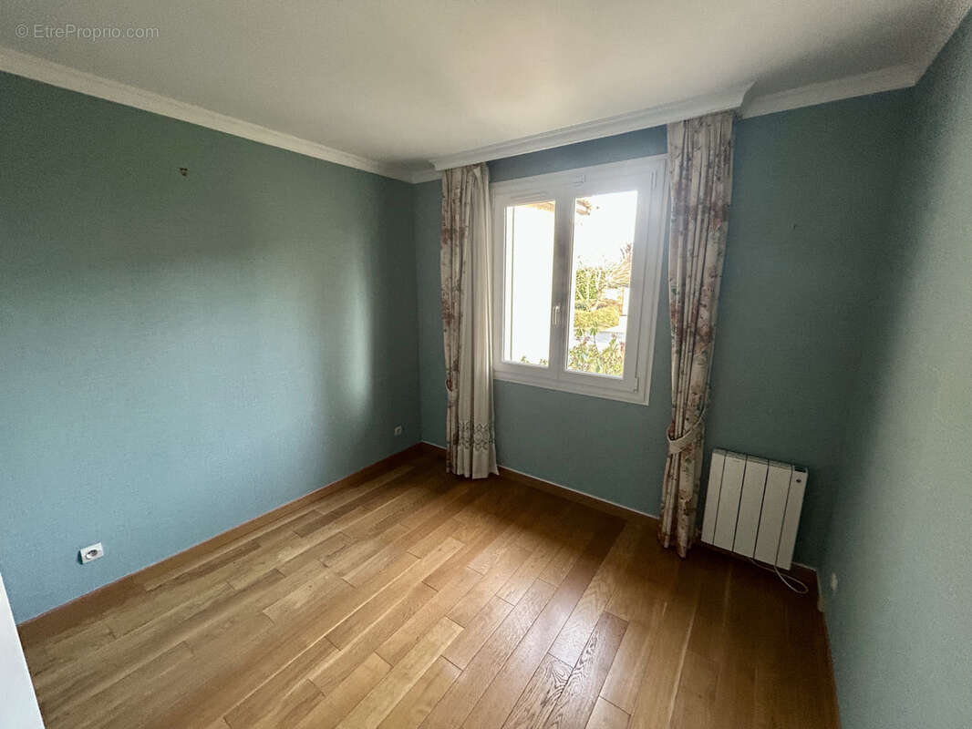 Maison à CLAYE-SOUILLY