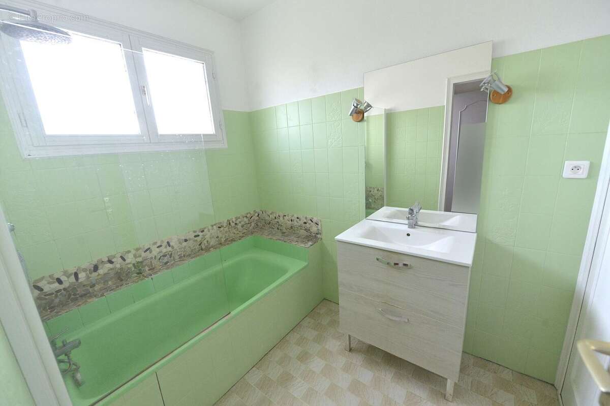 Maison à SAINT-GEORGES-DE-DIDONNE