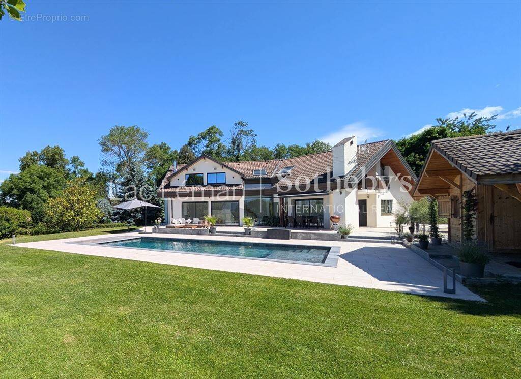 Maison à CRANVES-SALES