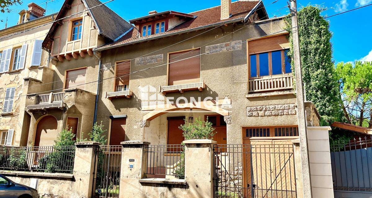 Appartement à CHARLIEU