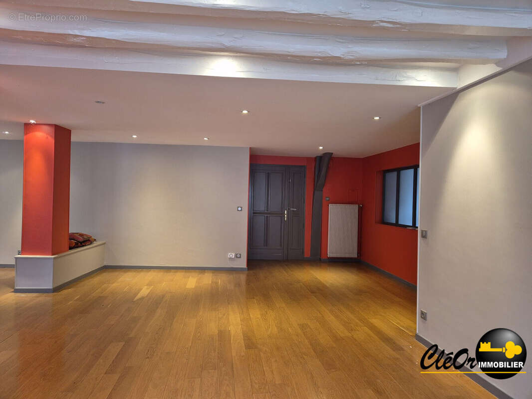 Appartement 216 m² à Chalon-Sur-Saone  - photo 2