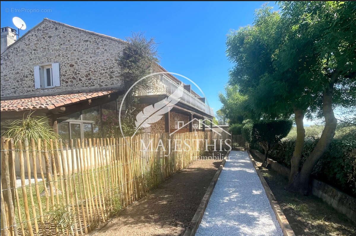 Appartement à HYERES