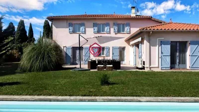 Maison à FRONTIGNAN-SAVES