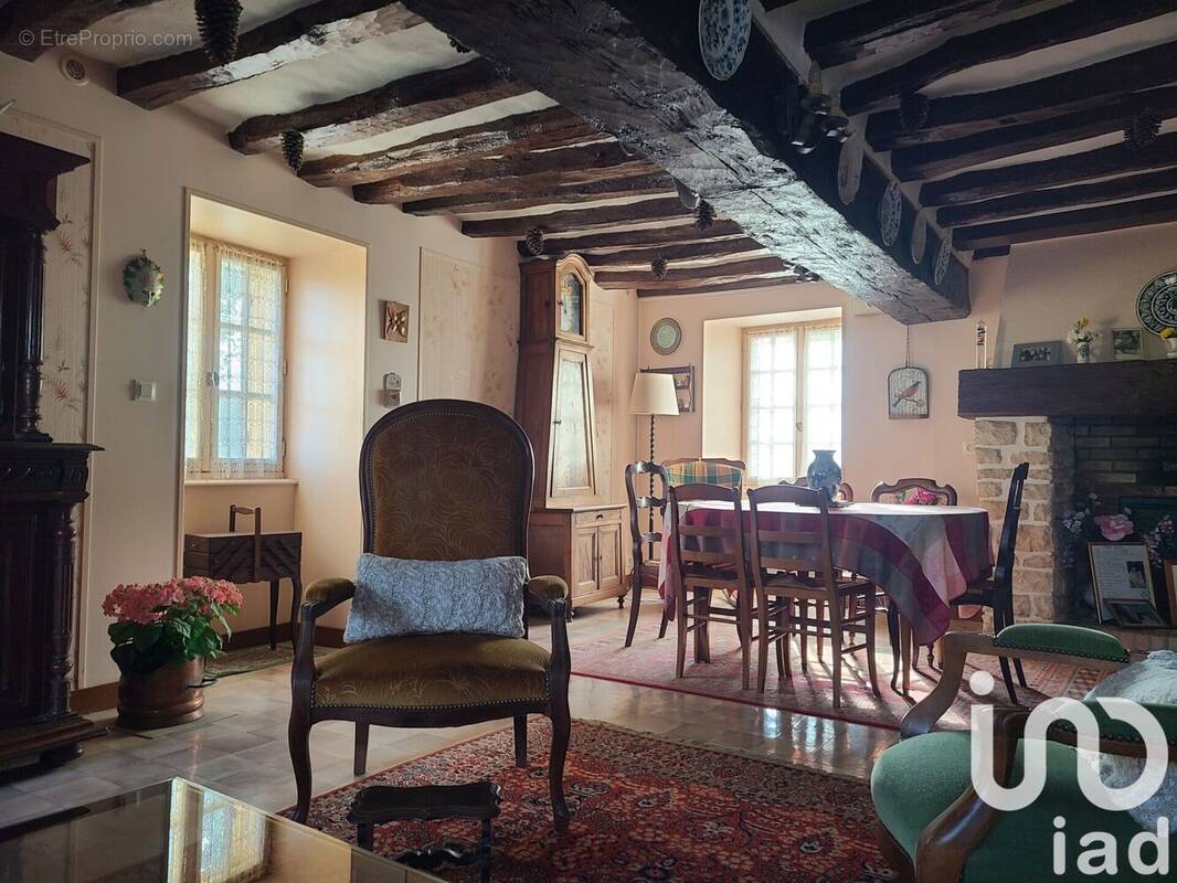Photo 1 - Maison à MONTREUIL-BELLAY