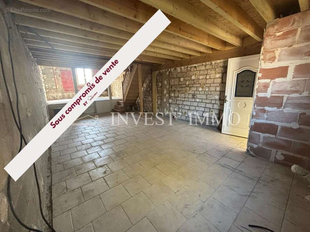 tempImageClcZyI - Appartement à LIANCOURT