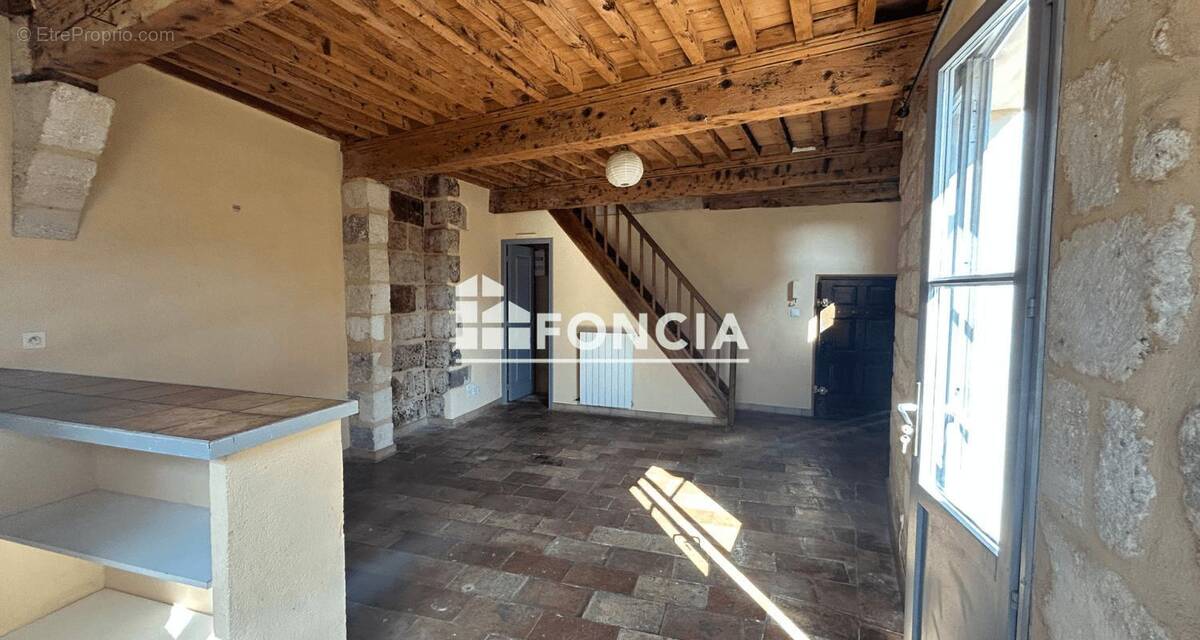 Appartement à UZES