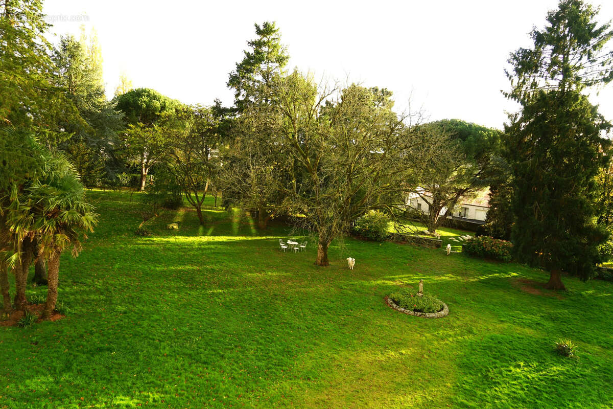 Maison à POUZAUGES