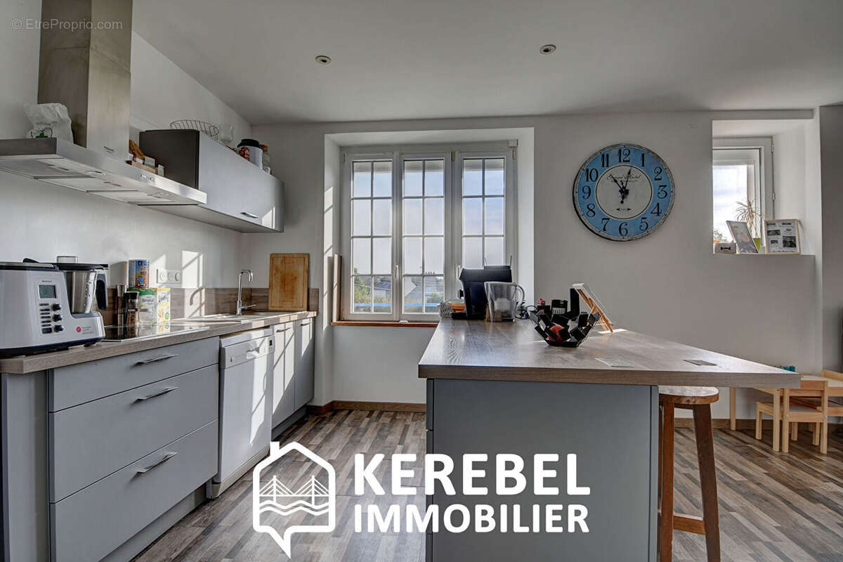 Maison à LOGONNA-DAOULAS