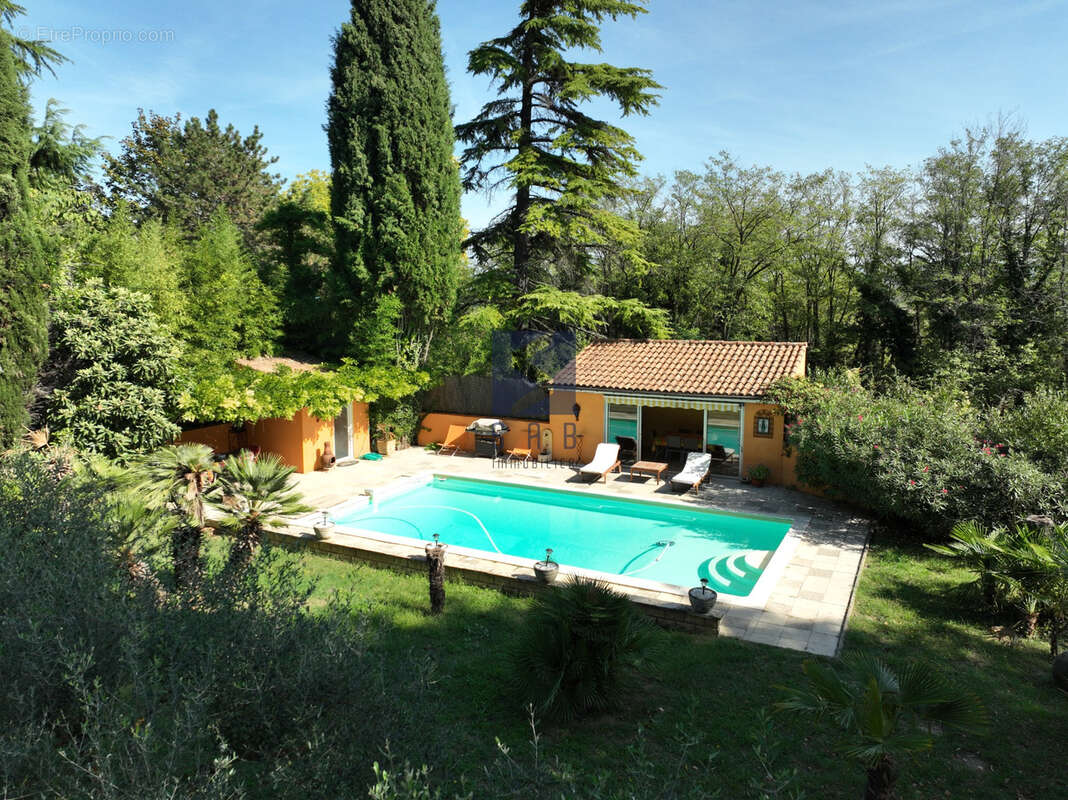 Maison à LE POUZIN