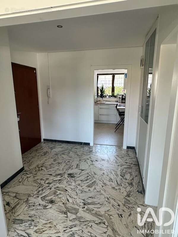 Appartement 102 m² à Metz  - photo 3