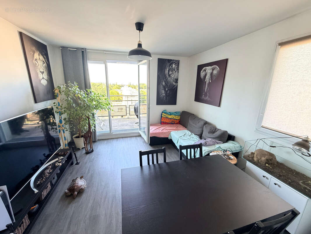Appartement T3 récent de 58 m2 avec balcon et parking   Évry-Courcouronnes - photo 4