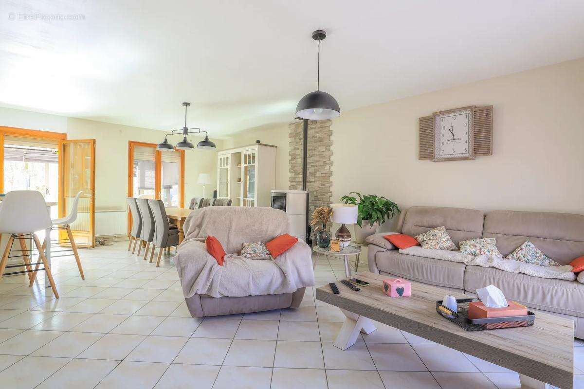 Maison familiale - 3 chambres - avec jardin & garage - 108 m2 - photo 2