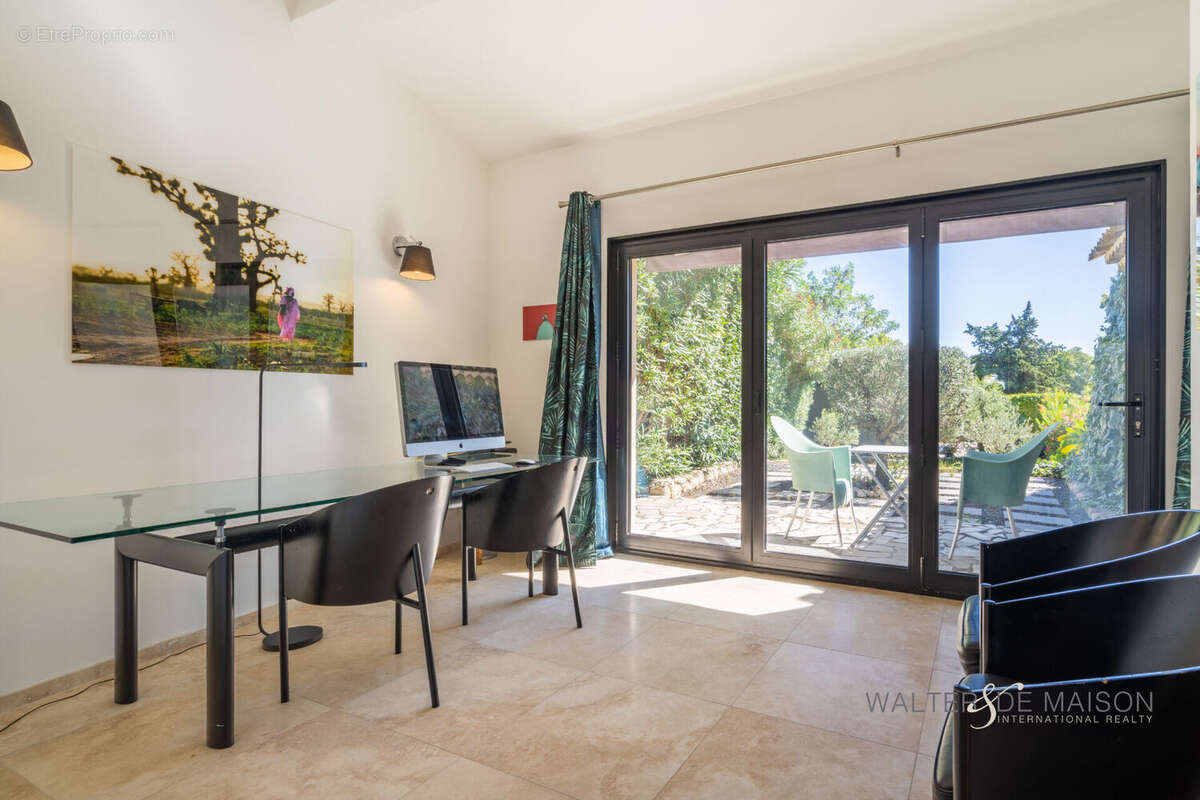 Maison à MAUSSANE-LES-ALPILLES