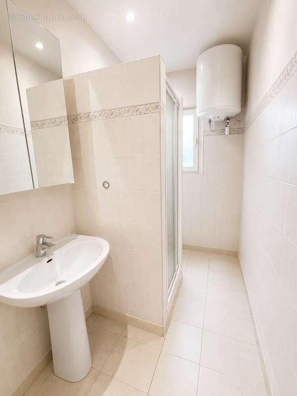 Cap d'ail "centre" - villa 170m²  terrain 1380m²  vue mer  extension possible - photo 14
