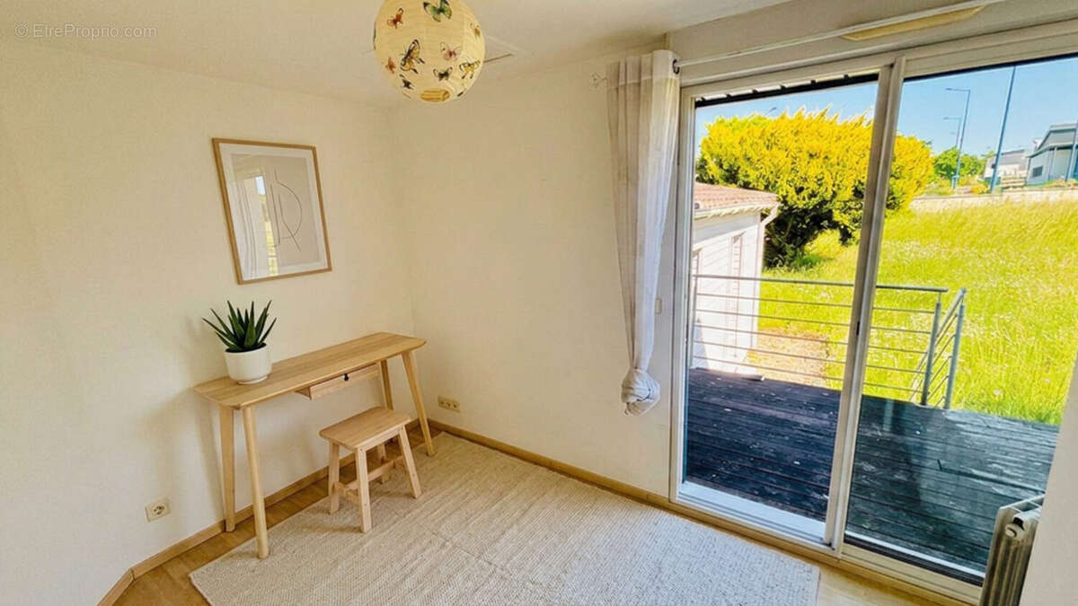 Maison 136 m² à Mayenne  - photo 8