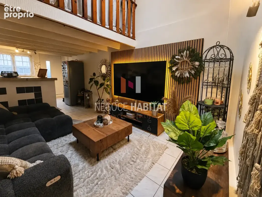 Ensemble immobilier 350 m2   Maison + 5 logements   Mauguio - photo 8