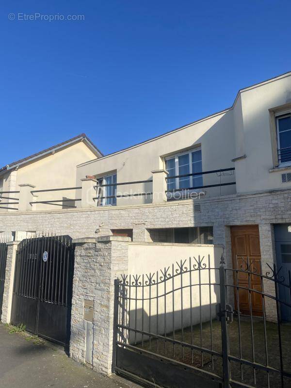 Maison à VILLEPARISIS