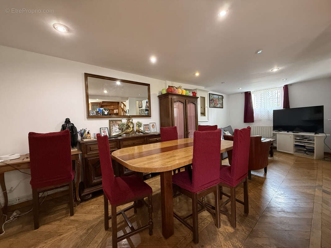 Maison à LE BLANC-MESNIL