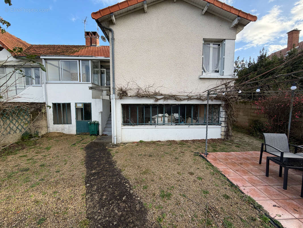 Maison à CHATELLERAULT