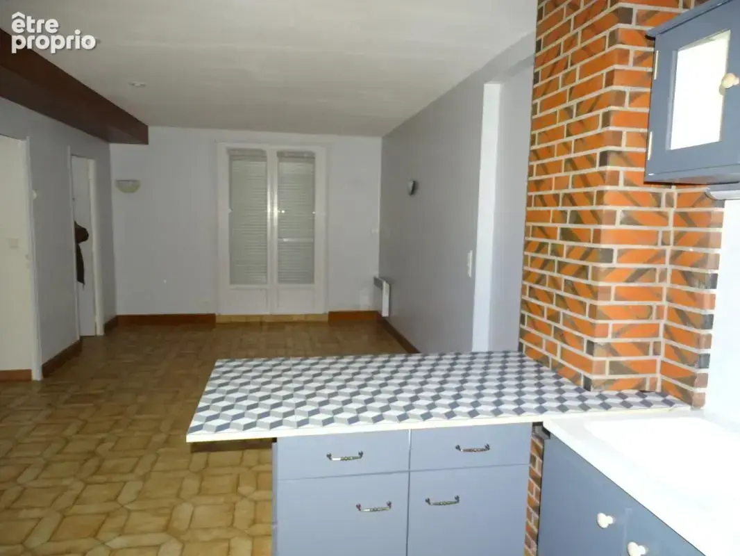 Immeuble, 5 appartements, 273 m² - photo 4