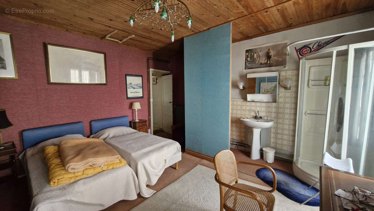 Maison à MORTAGNE-SUR-GIRONDE