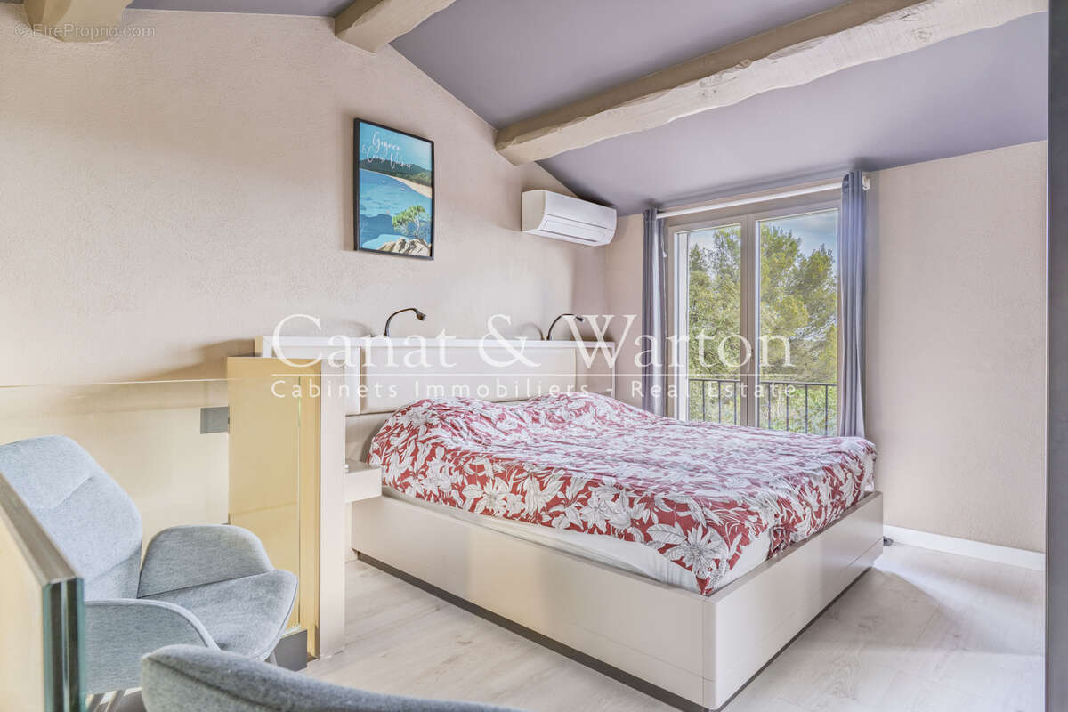 La croix valmer: villa rénovée avec piscine & vue mer - photo 14
