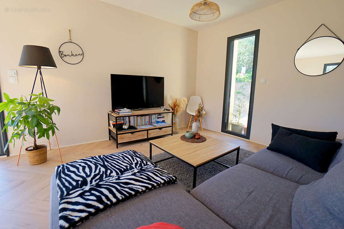 Maison à AUBERGENVILLE