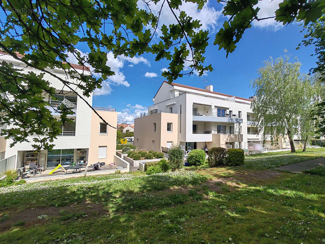 Appartement à SAINT-SEBASTIEN-SUR-LOIRE