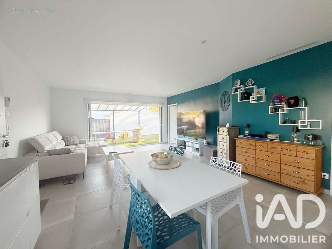 Maison 70 m² à Pierrefeu-Du-Var  - photo 2