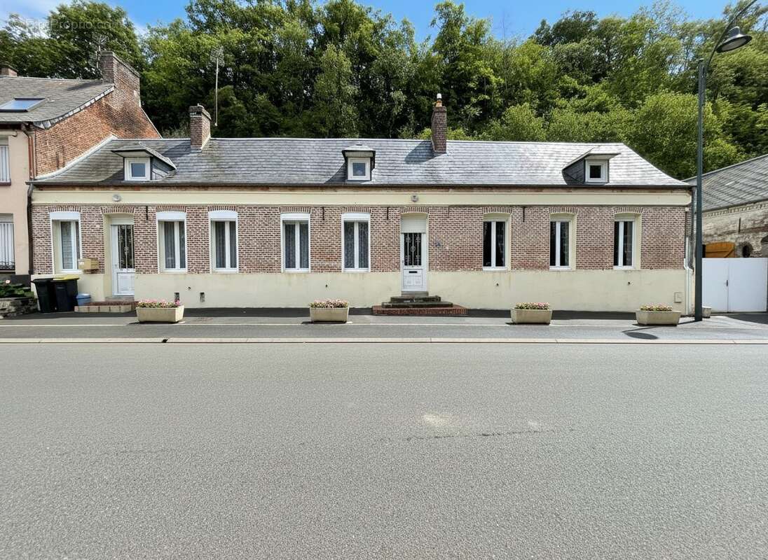 Maison à GUISE