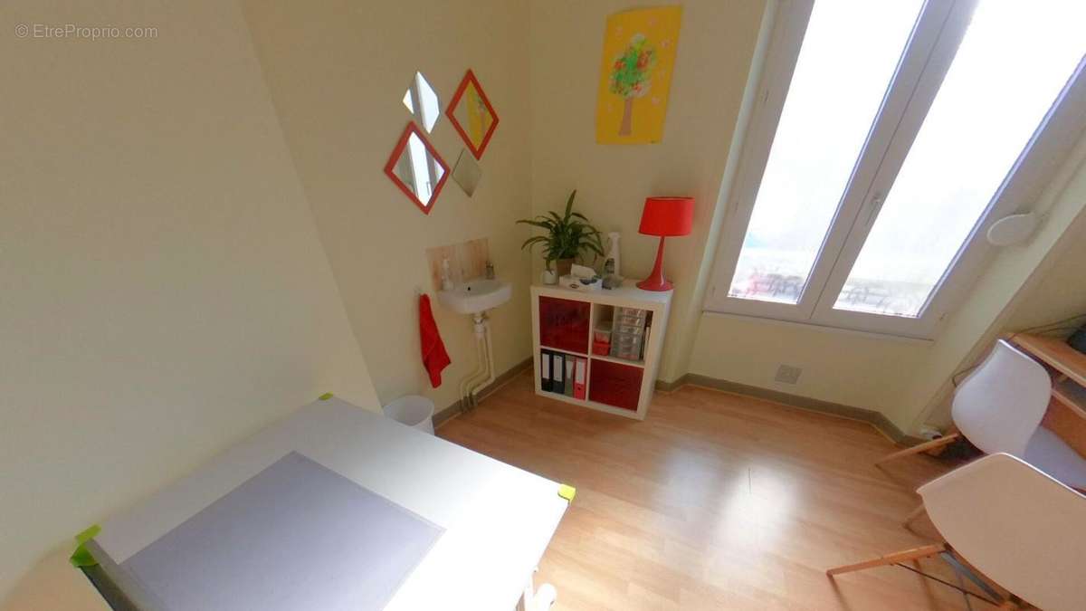 Appartement à MAGENTA