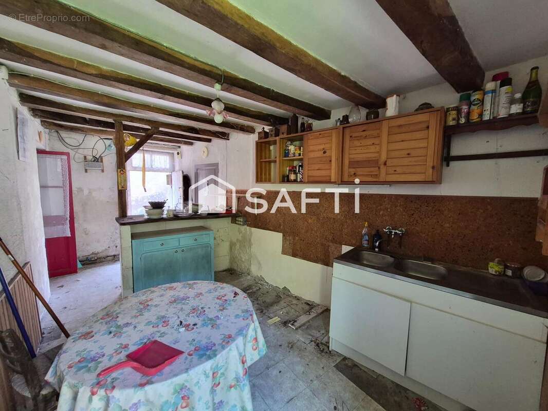Maison 50 m² à Ferriere-Larcon  - photo 3