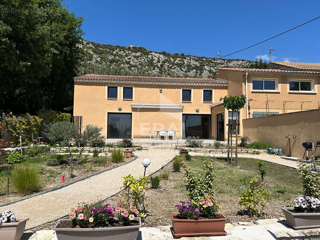 Maison à BEAUMES-DE-VENISE