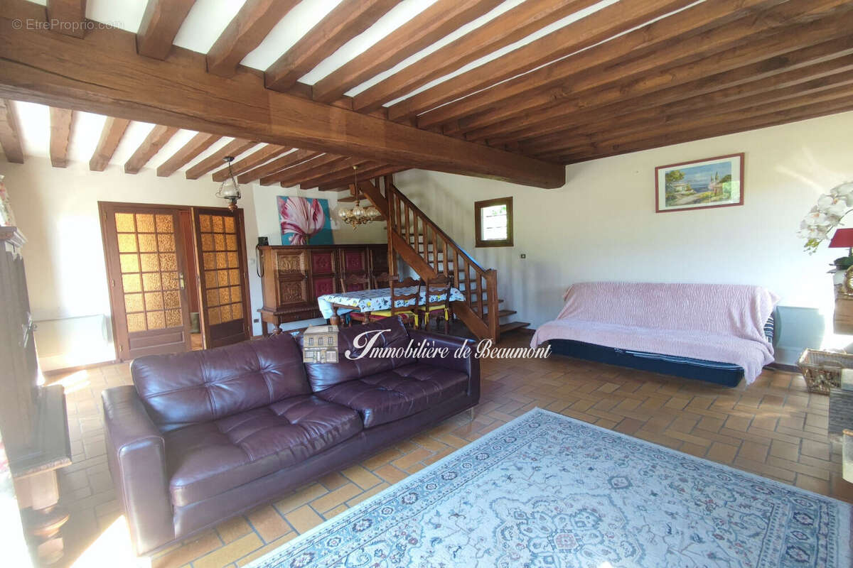Maison 87 m² à Beaumont-Le-Roger  - photo 3