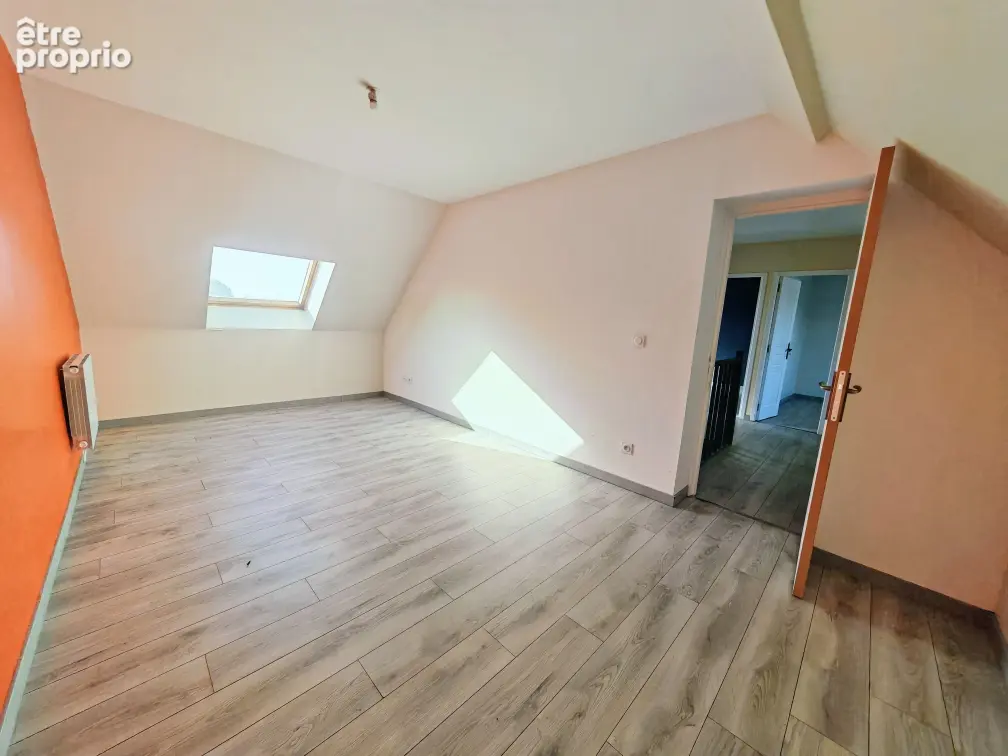 Maison récente 4 ch. garage et jardin - photo 6