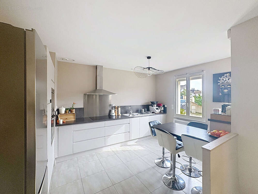Maison à vendre à Graveson - Un véritable coup de coeur ! - photo 3