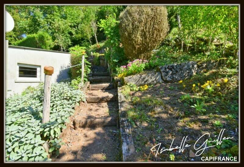 Maison à CHATEAUMEILLANT