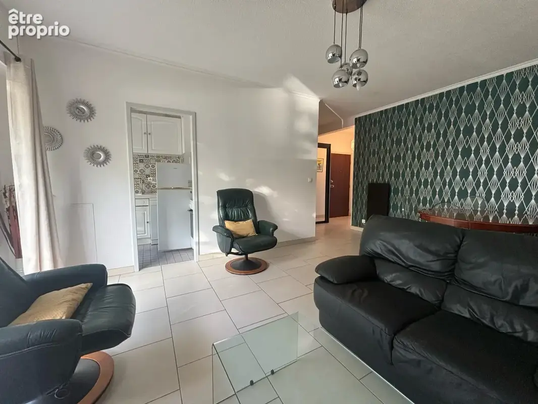 Appartement T3 avec balcon vue port de plaisance - photo 3